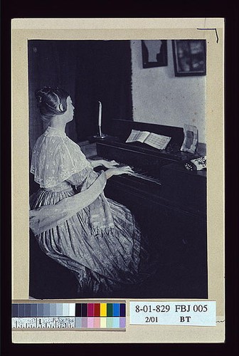 Spinet piano book - spinet, illustration