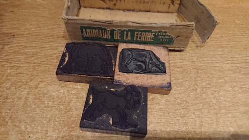 Boîte tampons scolaires - 3,