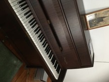 piano droit ancien