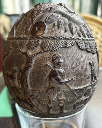 Noix coco sculptée - noix,