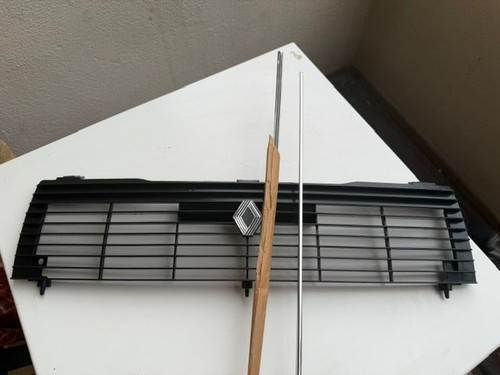 Calandre avec baguette - calandre,