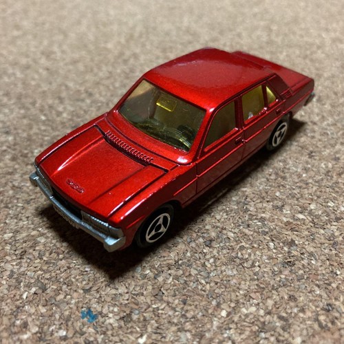 Majorette minicar peugeot 604 - minicar,
