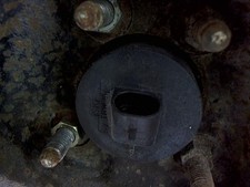 Pivot de moyeu arriere gauche