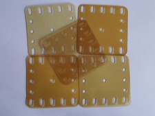 MECCANO LOT DE 5 PLAQUES AMBREES EN PLASTIQUE ref 193 a