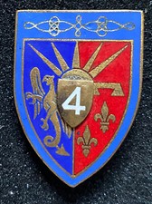 Médaille, broche, pucelle