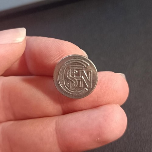 Ancien bouton sncf - bouton,