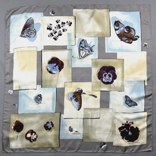 Magnofique foulard vintage  " Longchamp "