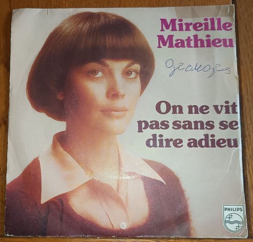Mireille mathieu ne vit - -,