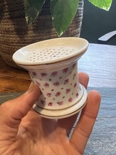 Saupoudreuse Porcelaine Peinte & Fleurs XVIII Eme Antique Porcelain 18 th