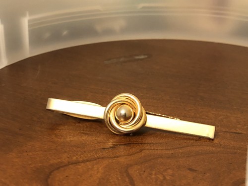 Love knot vintage large hickok - knot,