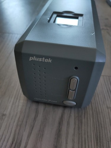 Plustek opticfilm 7200 scanner - opticfilm,