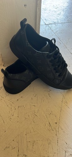Chaussure authentique - chaussure,