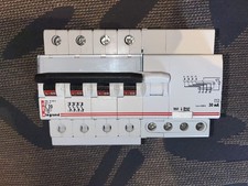 DISJONCTEUR DIFFERENTIEL