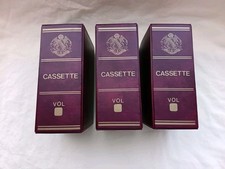 3 BOITES DE RANGEMENT FORMAT LIVRE POUR CASSETTES AUDIO K 7