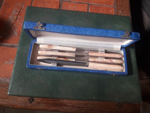 Ancienne ménagère - ancienne,