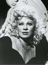 MAE WEST  1943 VINTAGE PHOTO