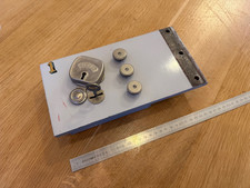 AFFAIRE ANCIENNE PORTE et