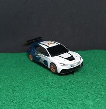 Voiture pour circuit 1/43 SCX Scalextric compact Cupra Leon blanc/bleu