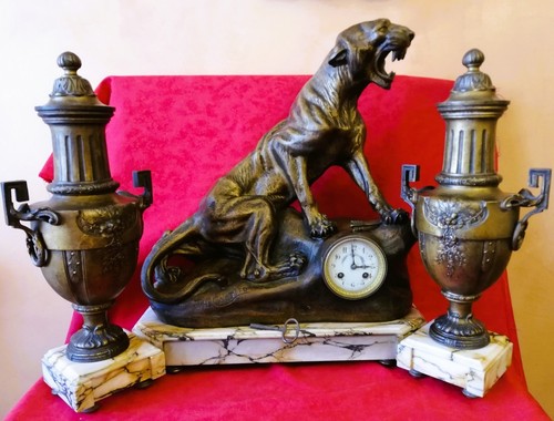 Importante garniture - , de
