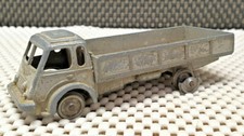 The 7T Renault Truck Miniature