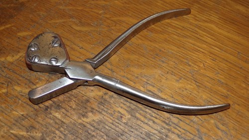 Ancienne pince cintrer - ancienne,