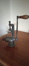 Ancien hachoir à viande