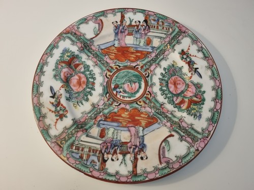 Grand plat ancien asiatique