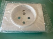 LEGRAND SAGANE Enjoliveur 2P+T Silex ( blanc moucheté 85740 ou  857 40