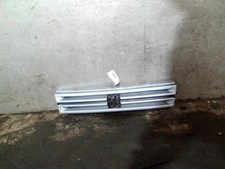 Calandre PEUGEOT 309 PHASE 1