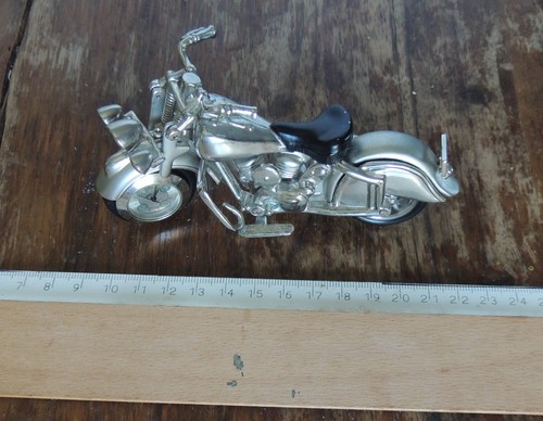 Moto montre métal harley - moto,