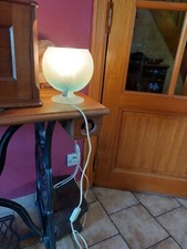 LAMPE D'AMBIANCE OU DE CHEVET BOULE ANNEES 60 A 80. OPALINE GIVREE.VINTAGE.RARE