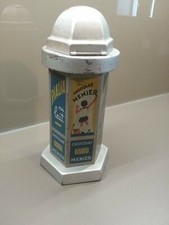 Kiosque Distributeur CHOCOLAT MENIER RIALTA 1930 , modèle gris le plus ancien .