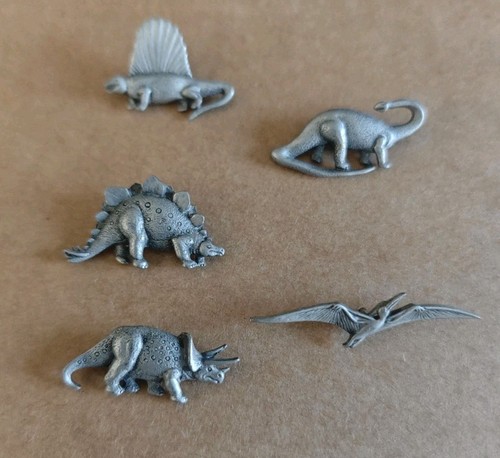 Lot pin dinosaures - de, 5