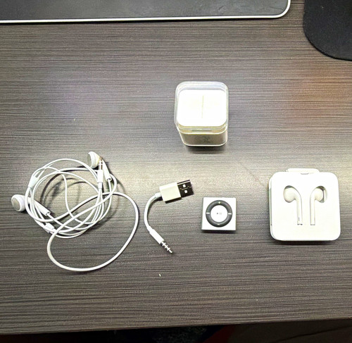 Apple ipod shuffle 4th gen - 4th,