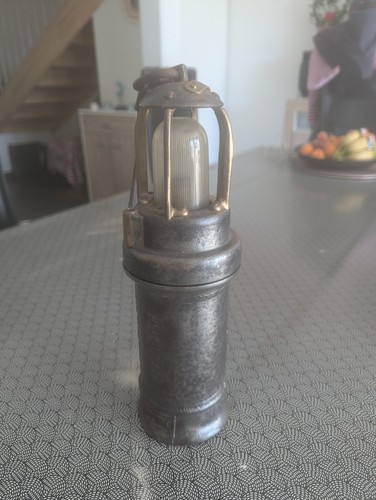 Ancienne lampe mineur - ancienne,