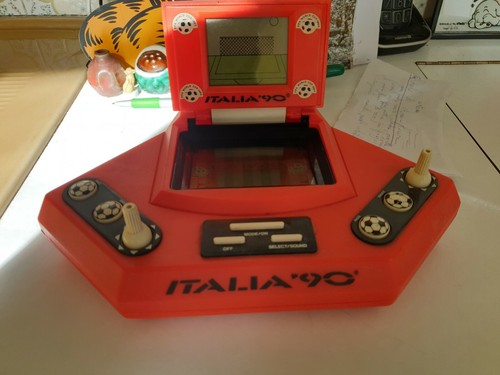 Rare jeu électronique table