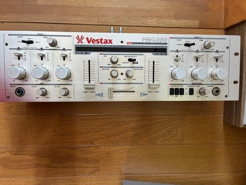 Table mixage rotative - table, dj