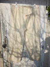 Sur pantalon camouflage blanc