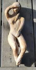 Sculpture Artisanale d un Nu de Femme/"Femme Prude" en argile Signé Haut 31 cm