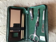 Ancien nécessaire de manucure