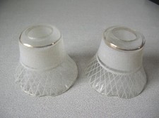 Lot de 2 anciens petits abat jour de lustre lampe en verre avec dorure de 6,5 cm