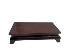 Socle / socle en bois