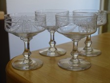 SAINT LOUIS 4 ANCIENS VERRES