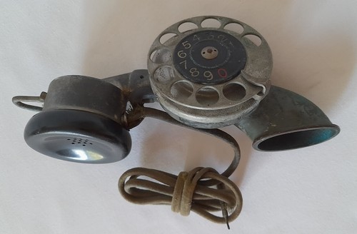 Ancien téléphone par - tÉlÉphone,