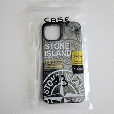 Coque Stone Island pour iPhone 13 Noire Premium