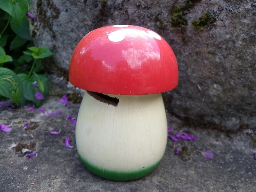 Ancienne tirelire champignon - tirelire,