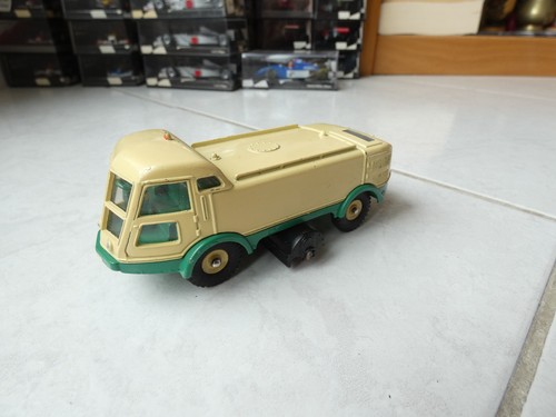 Balayeuse lmv 596 dinky toys - lmv,