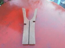 Ancien Tire Bottes en Bois