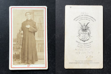 Duffart, Marseille, Prêtre ou moine en robe de bure sombre, circa 1870 vintage c