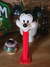 Pez distributeur - 🔴,